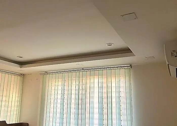 Pahuna Ghar 3*
