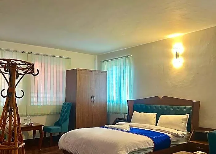 Hotel Pahuna Ghar 3*